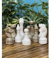 مهره شطرنج سنگی طوسی سفید